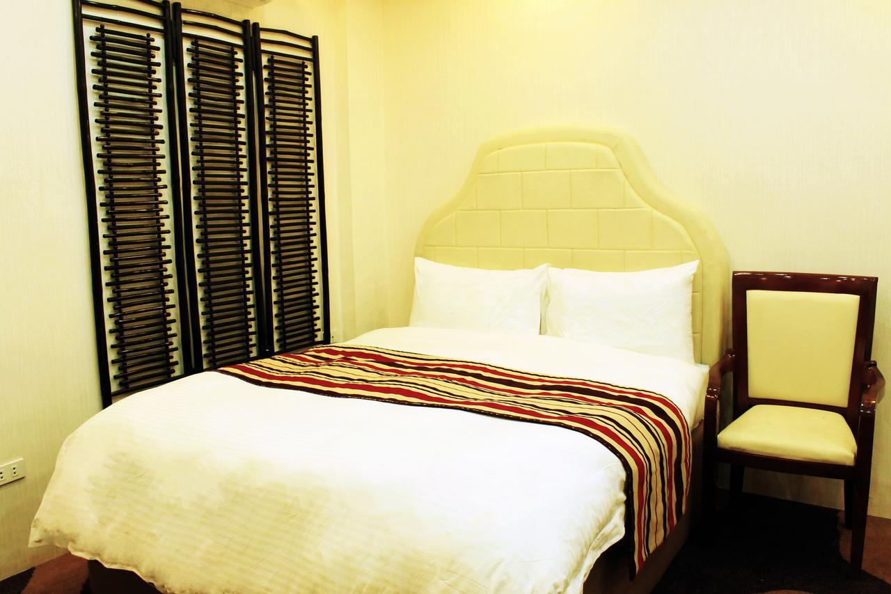 Belgian Suites Manila Exterior foto